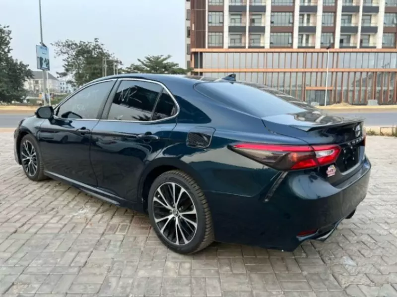 Toyota Camry   - 2020