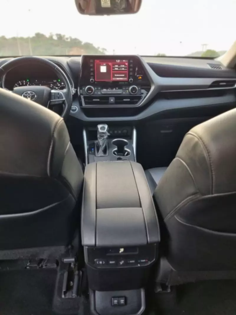 TOYOTA Highlander - 2020