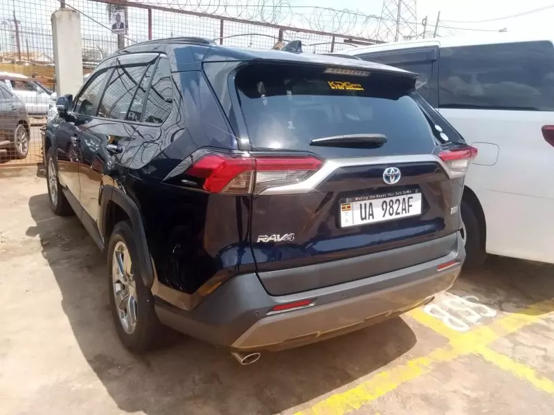 Toyota Rav 4 Hybrid   - 2019