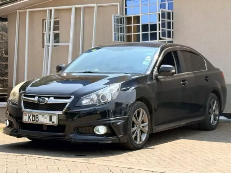 Subaru Legacy   - 2013