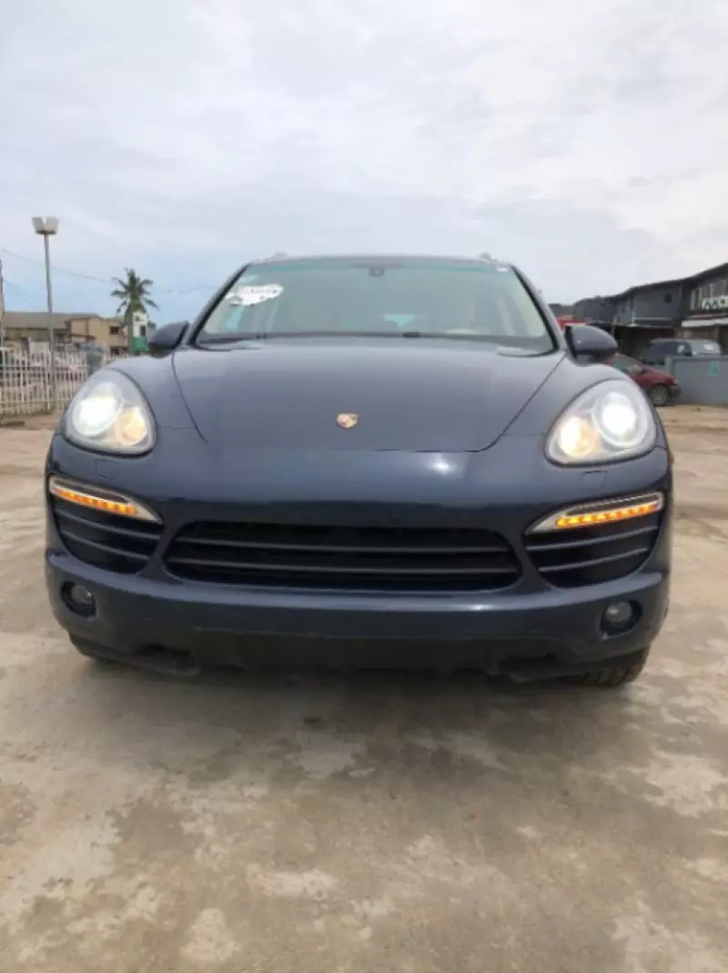 PORSCHE Cayenne   - 2013