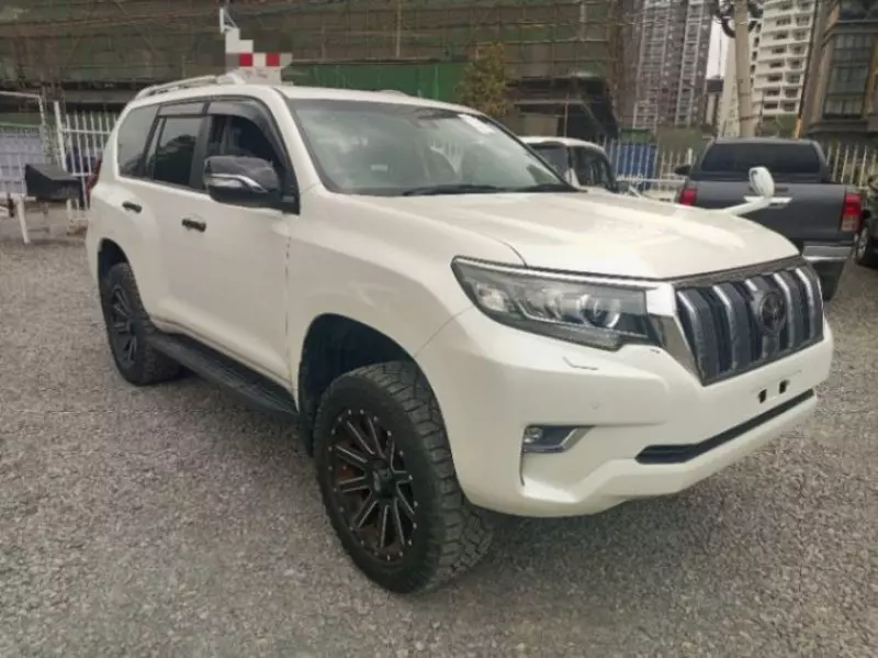 TOYOTA Landcruiser Prado   - 2019