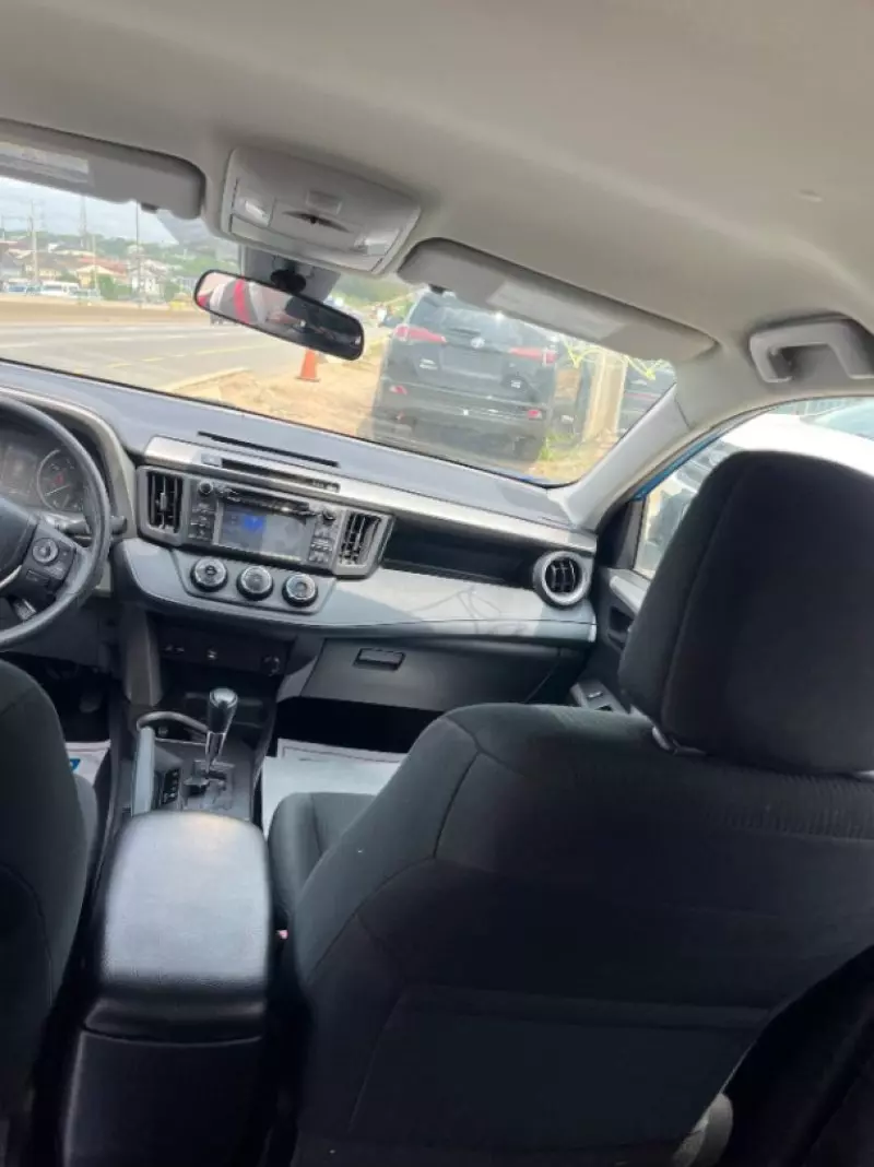 Toyota RAV 4   - 2018
