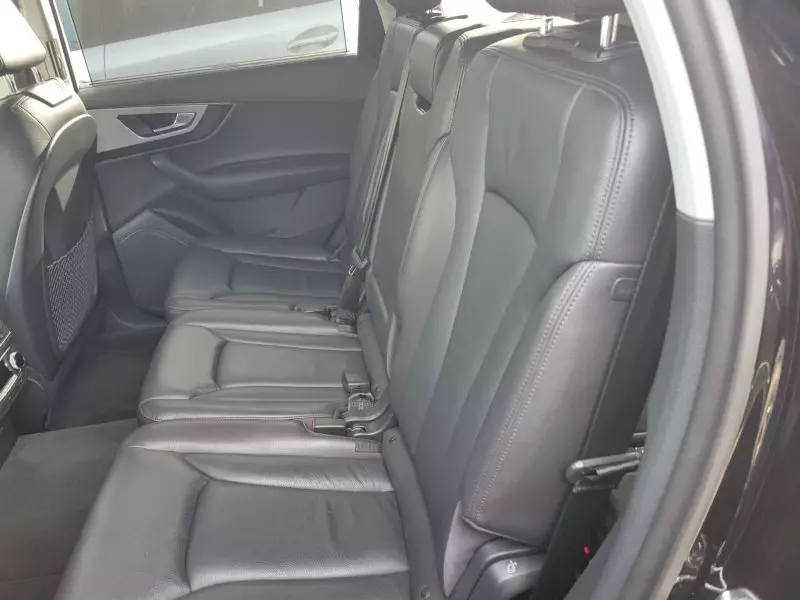 Audi Q7   - 2017