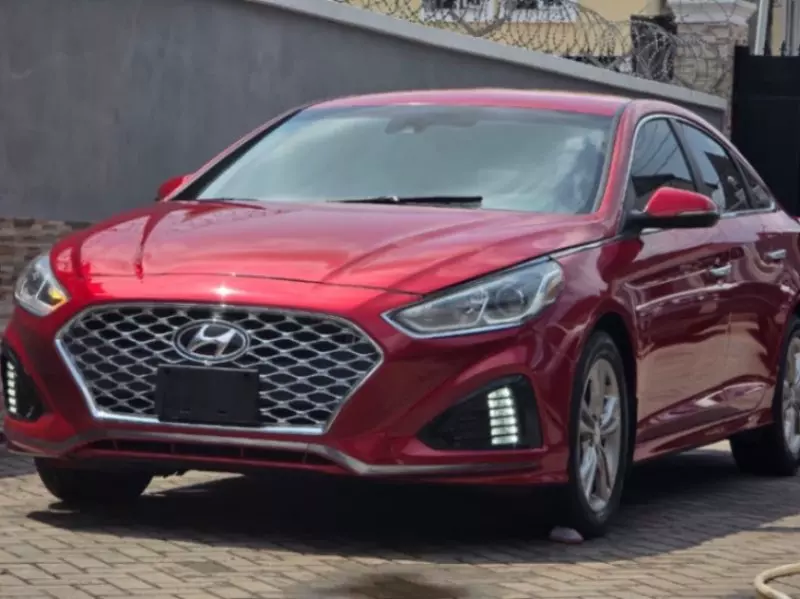 Hyundai Sonata   - 2019