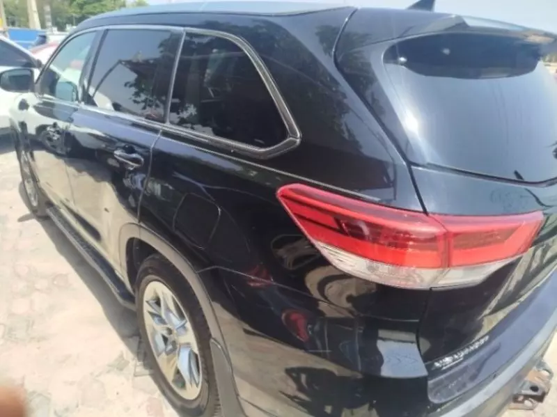 TOYOTA Highlander   - 2015