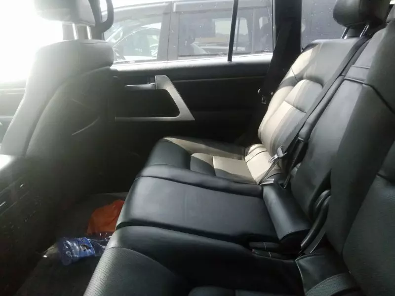 Toyota Landcruiser V8 - 2016