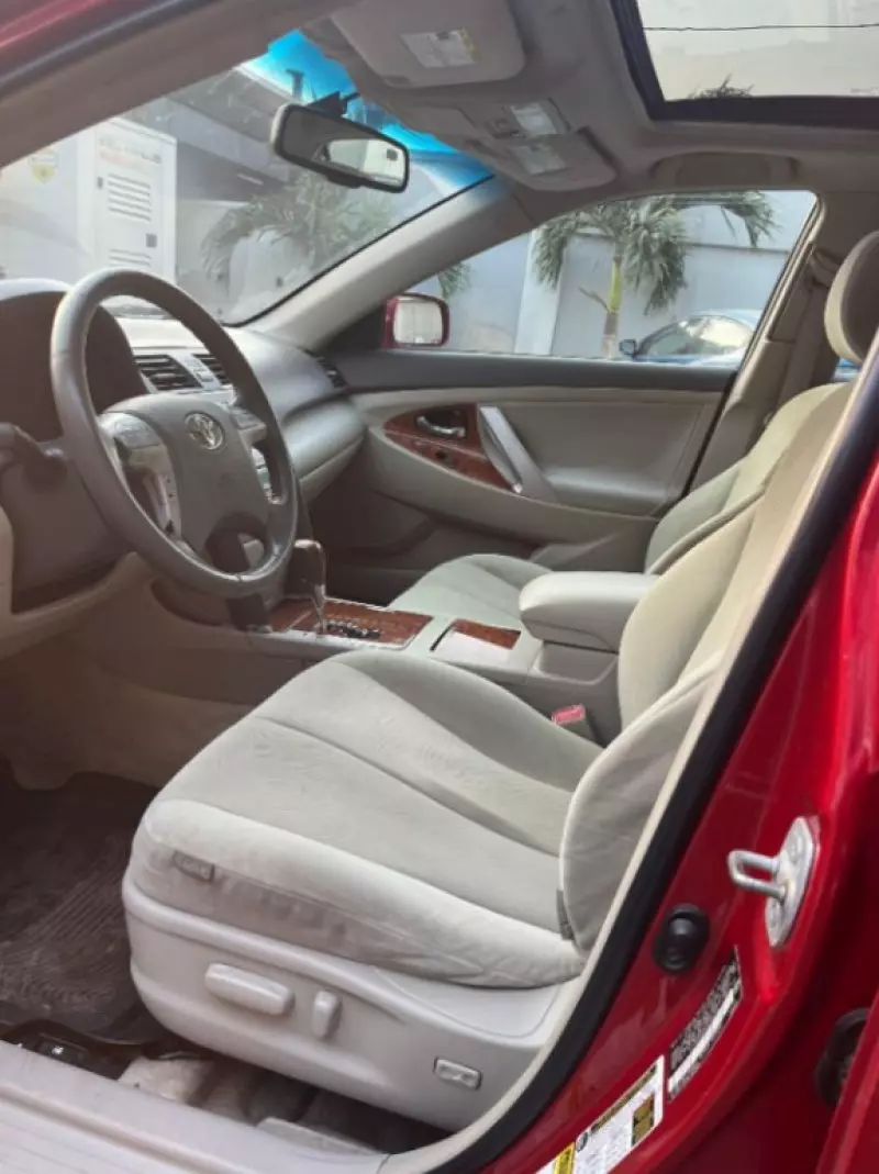 Toyota Camry   - 2008