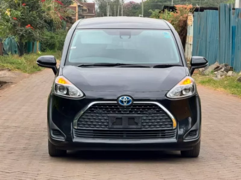TOYOTA Sienta - 2019