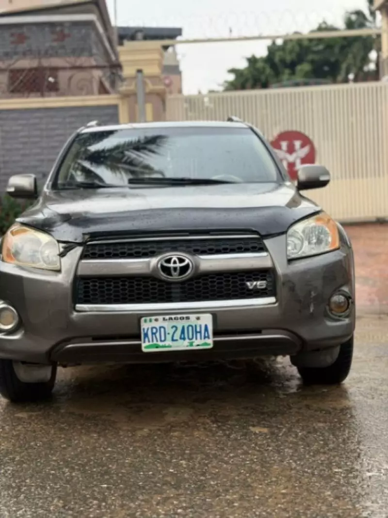 Toyota RAV 4   - 2009