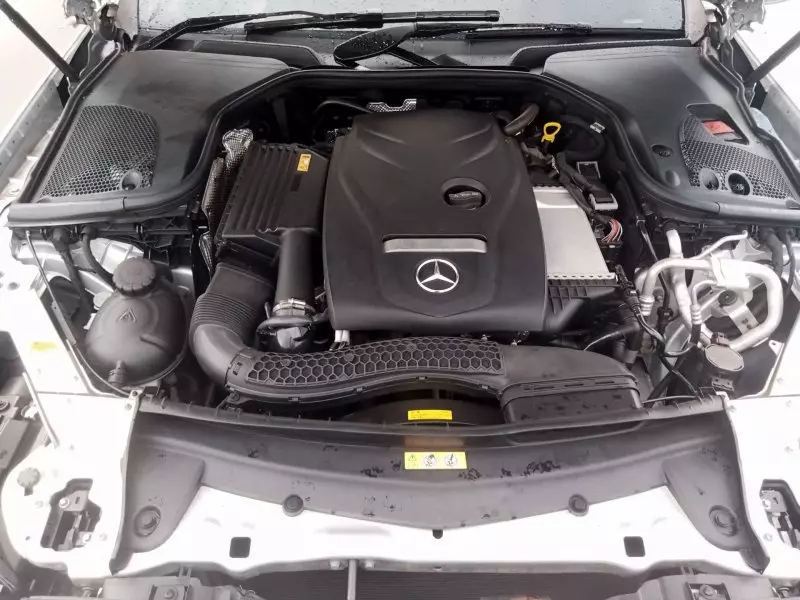 Mercedes-Benz E 200   - 2016
