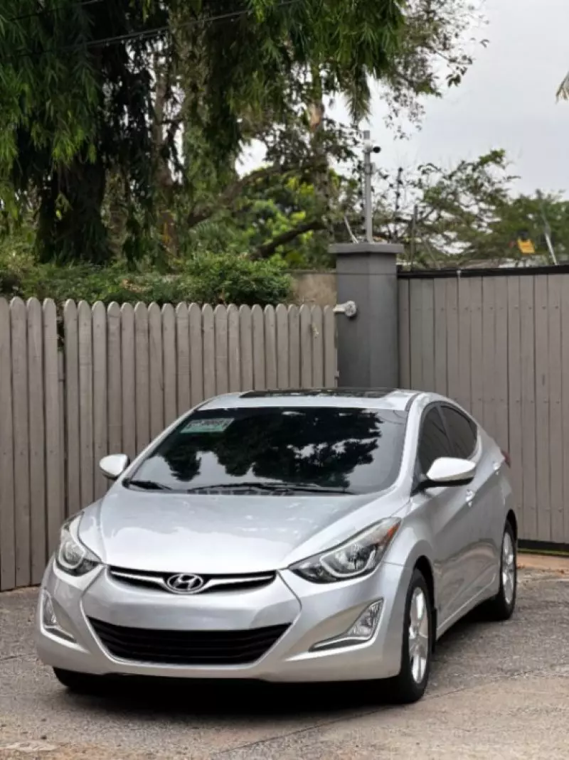 Hyundai Elantra   - 2016