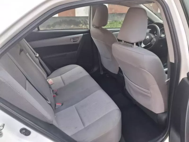 TOYOTA Corolla   - 2015