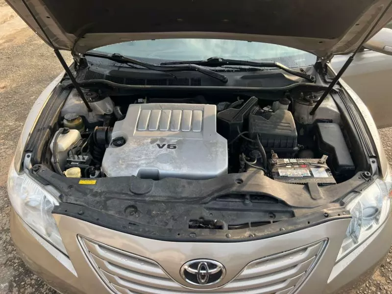 Toyota Camry   - 2007