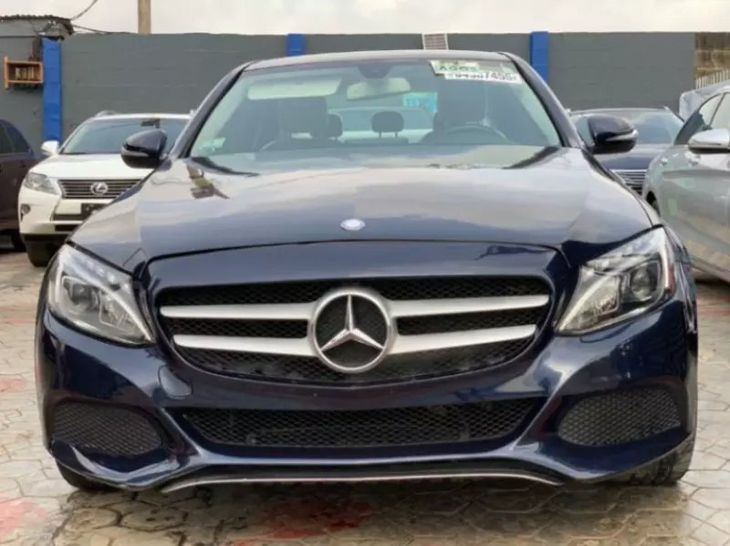 Mercedes-Benz C-Class - 2015
