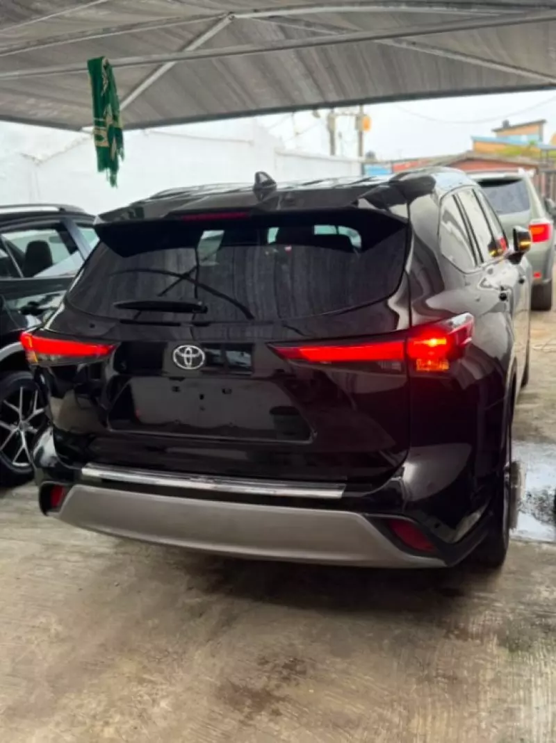TOYOTA Highlander - 2020