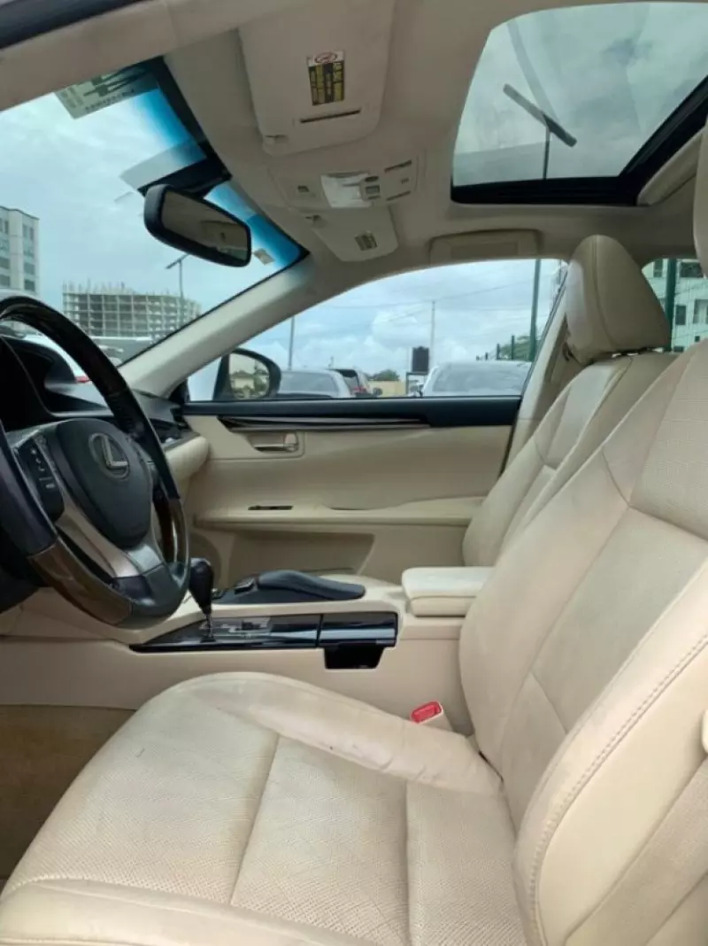 Lexus ES 350   - 2013