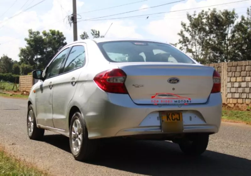 Ford Figo   - 2015