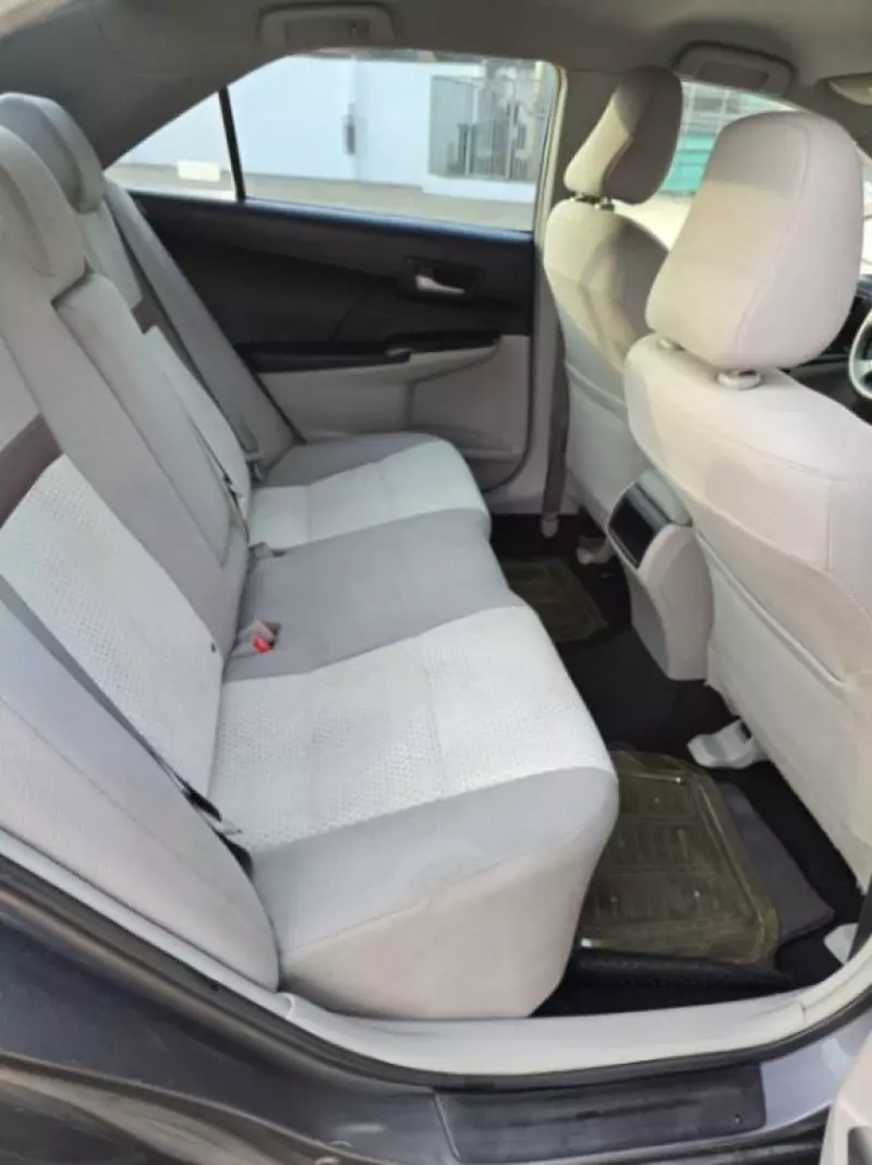 Toyota Camry   - 2012