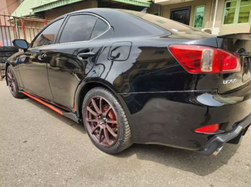 Lexus IS 250   - 2010