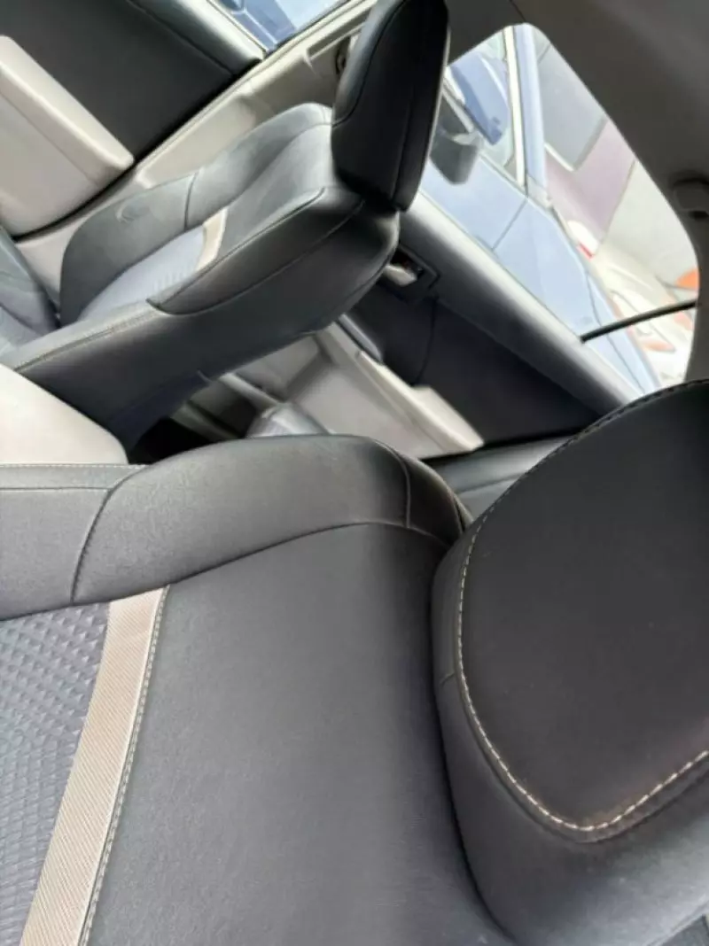Toyota Camry   - 2013