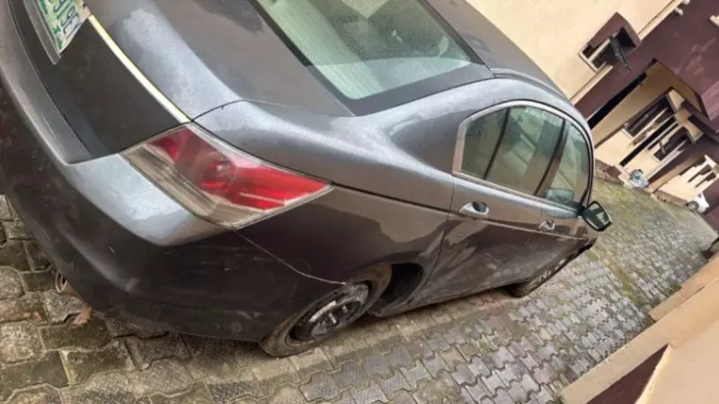 Honda Accord   - 2010