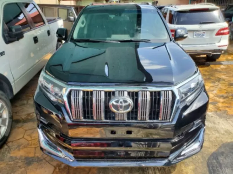 Toyota Landcruiser Prado   - 2017