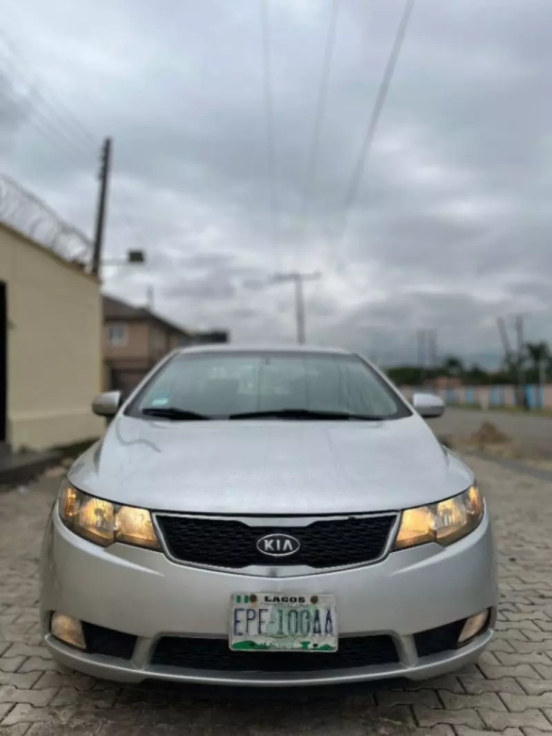 KIA Forte   - 2012