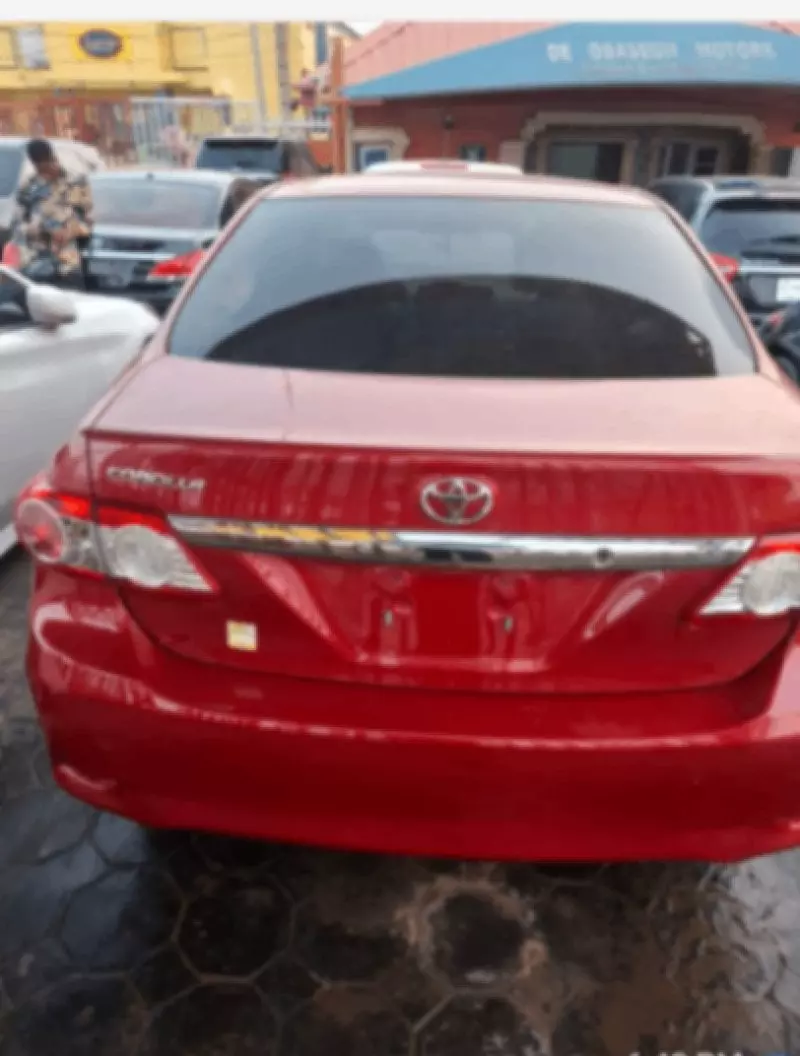 Toyota Corolla   - 2013