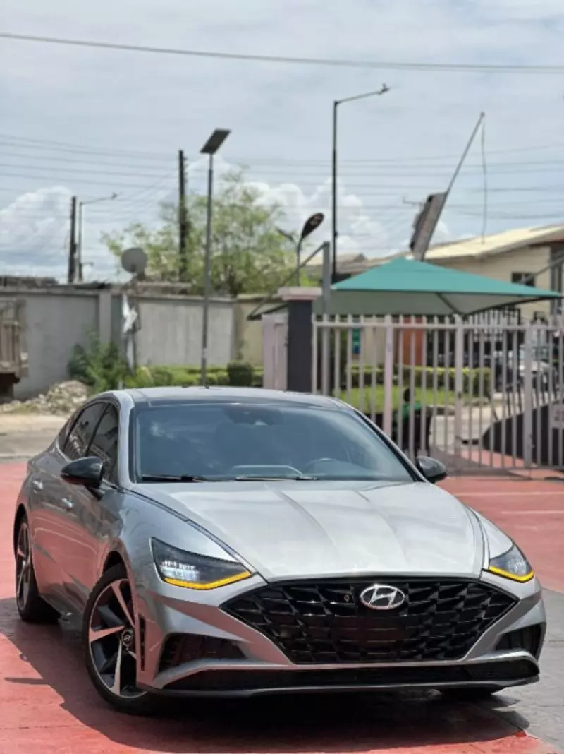 Hyundai Sonata   - 2021