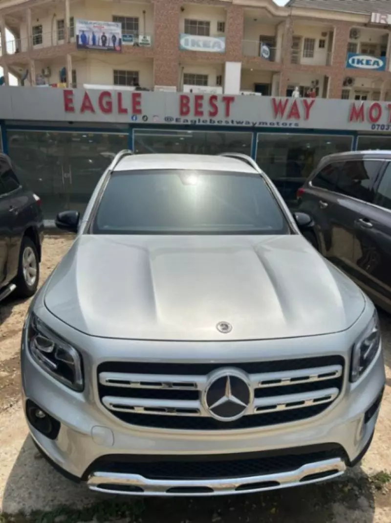 Mercedes-Benz GLB-Class   - 2021