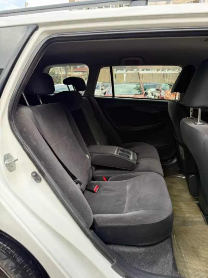 TOYOTA Fielder    - 2012