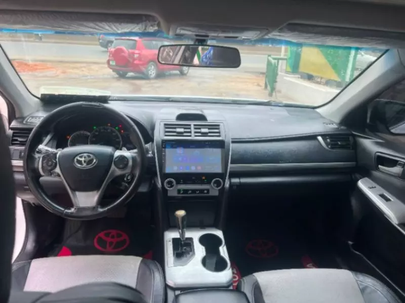 TOYOTA Camry   - 2012