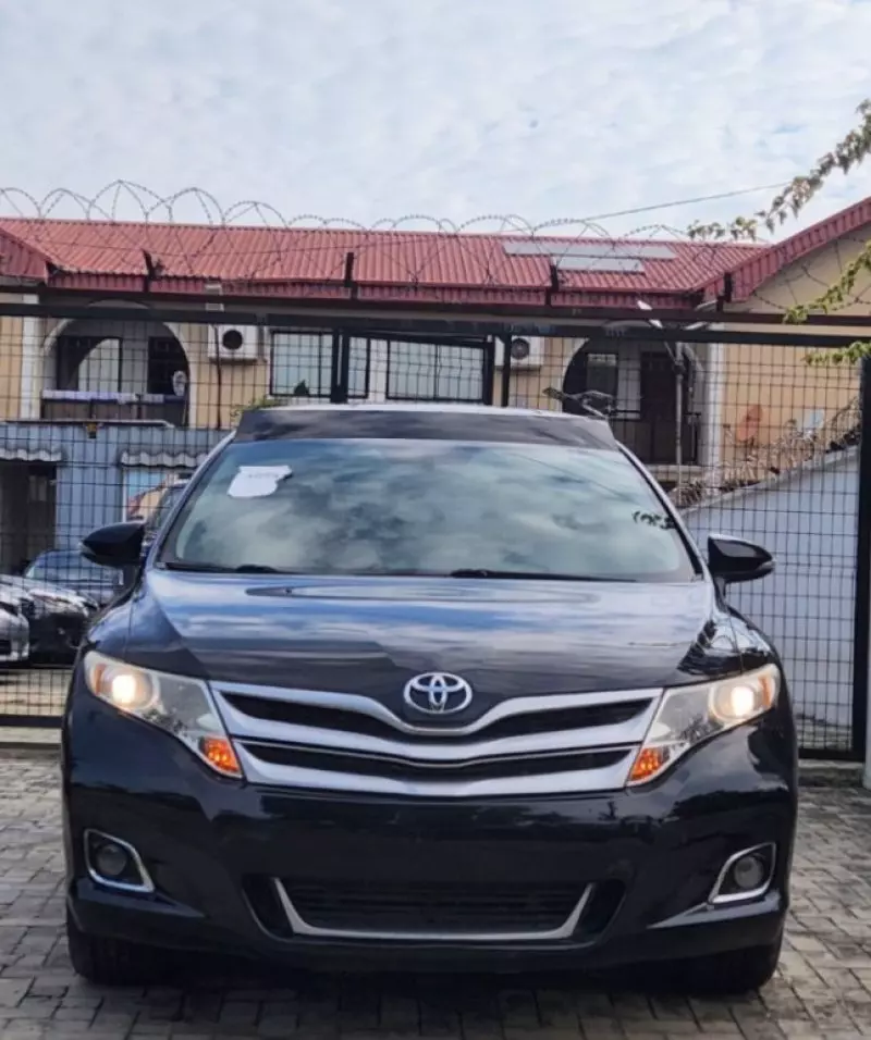 Toyota Venza   - 2014