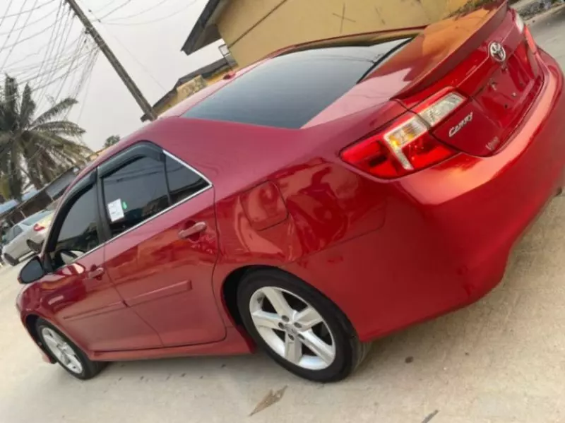 Toyota Camry   - 2015