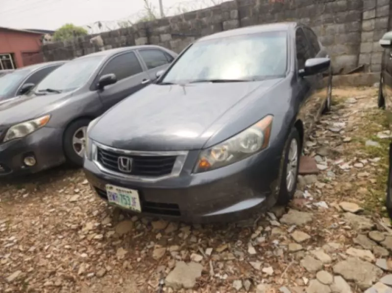 Honda Accord   - 2009