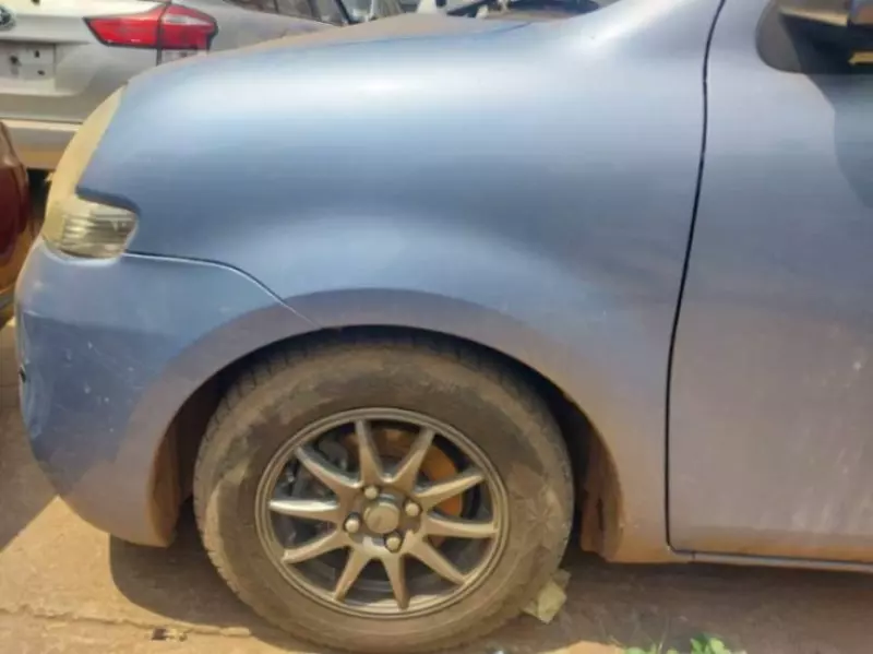 Toyota Sienta   - 2012