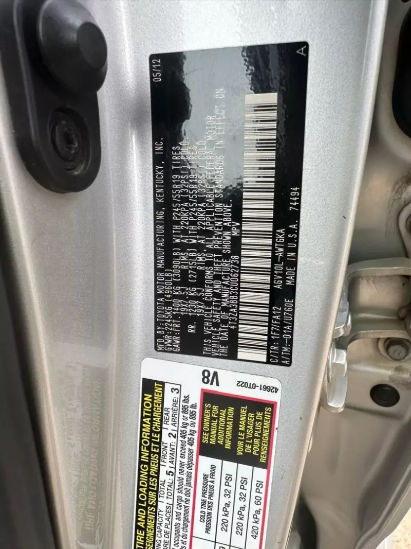 Toyota Venza   - 2012