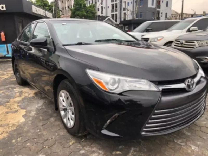 Toyota Camry   - 2015