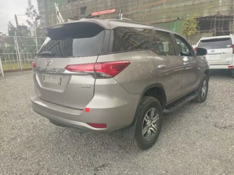 TOYOTA Fortuner   - 2019