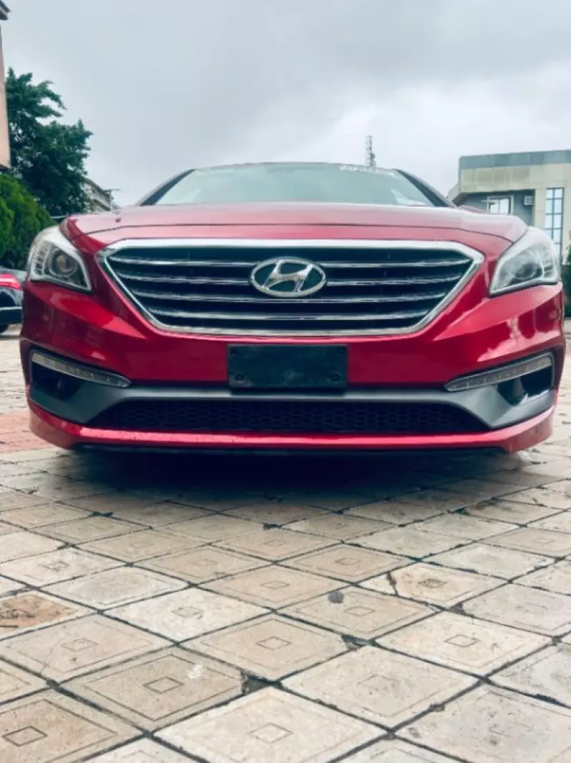 Hyundai Sonata   - 2017