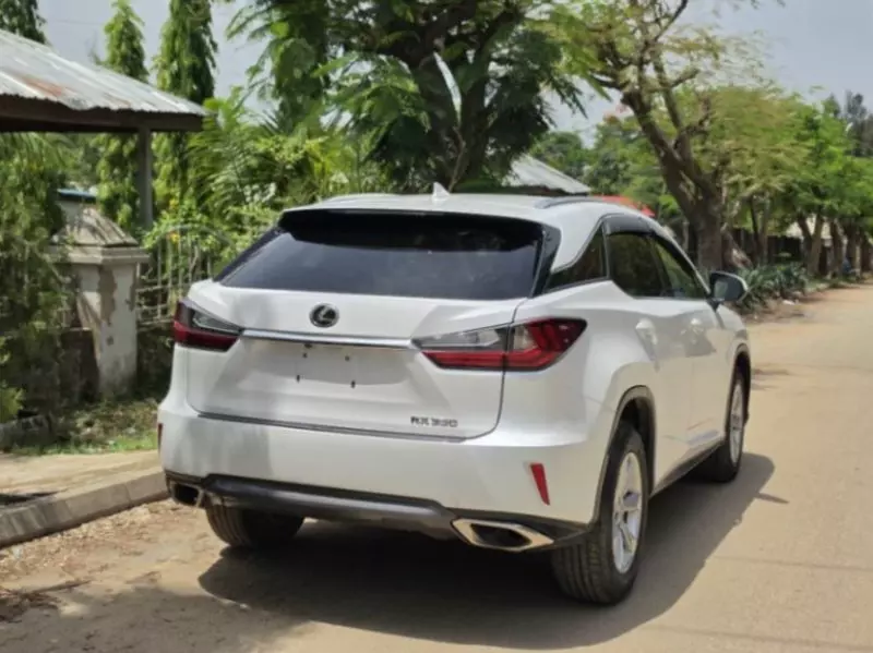 Lexus RX   - 2016