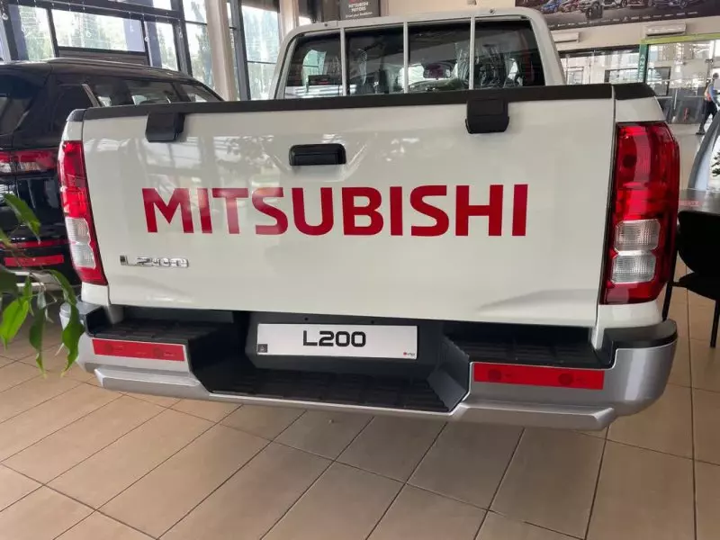 Mitsubishi L200 D/C Sportero A/T   - 2023