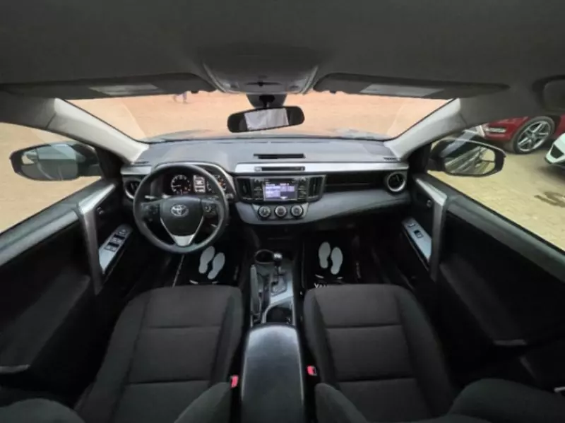 Toyota RAV4   - 2017