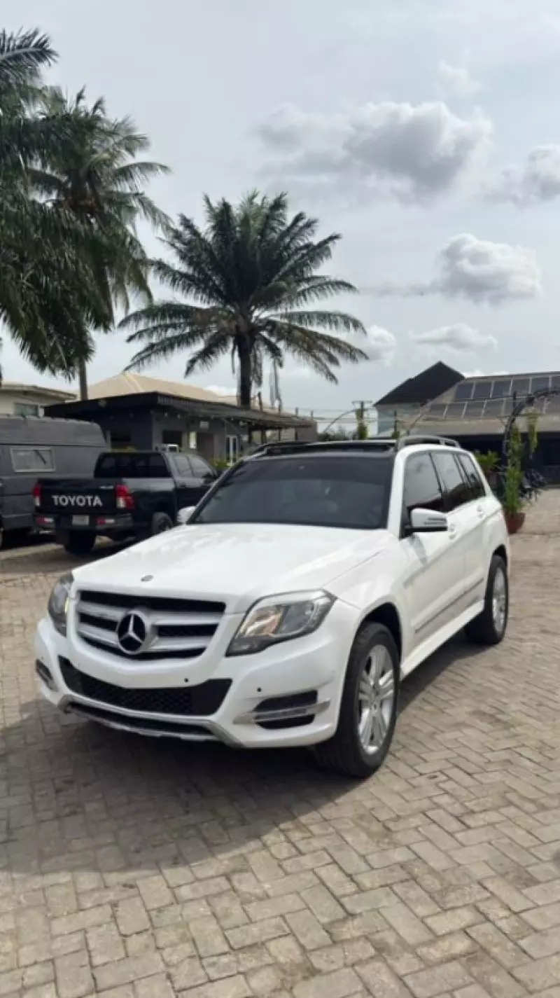Mercedes-Benz GLK 350   - 2014