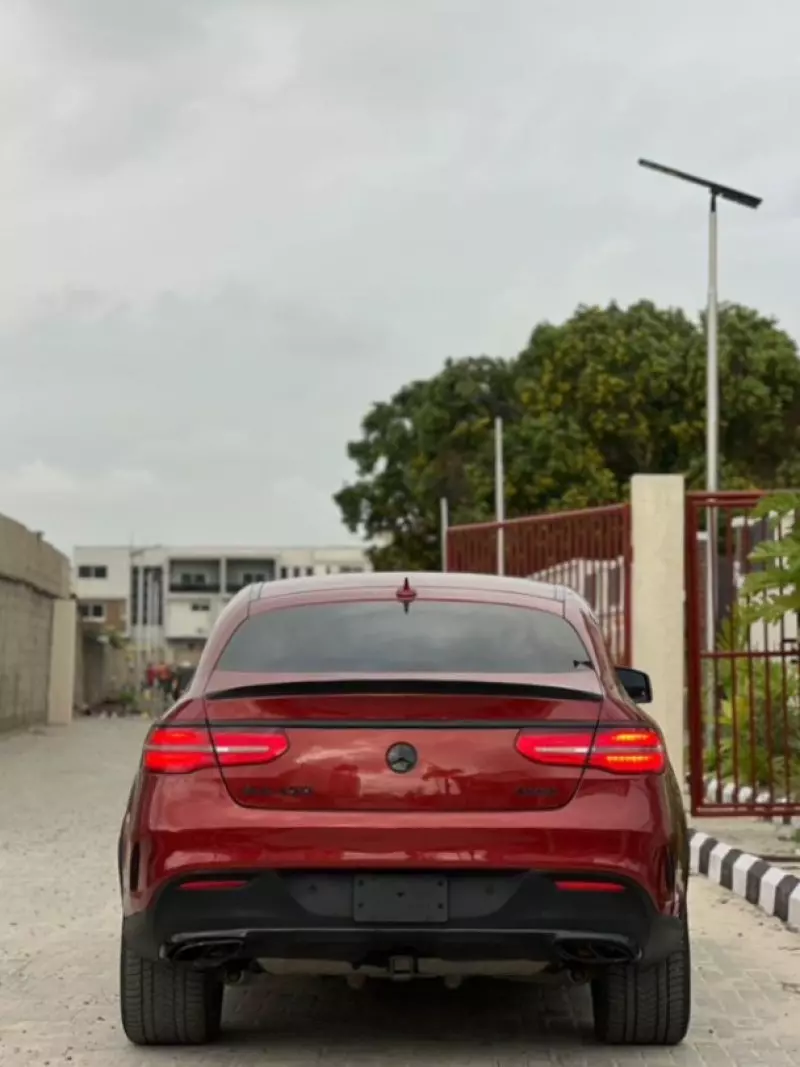 Mercedes-Benz GLE 450 - 2016