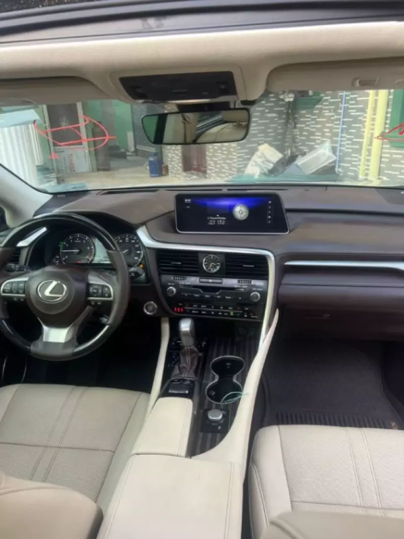 Lexus RX   - 2017