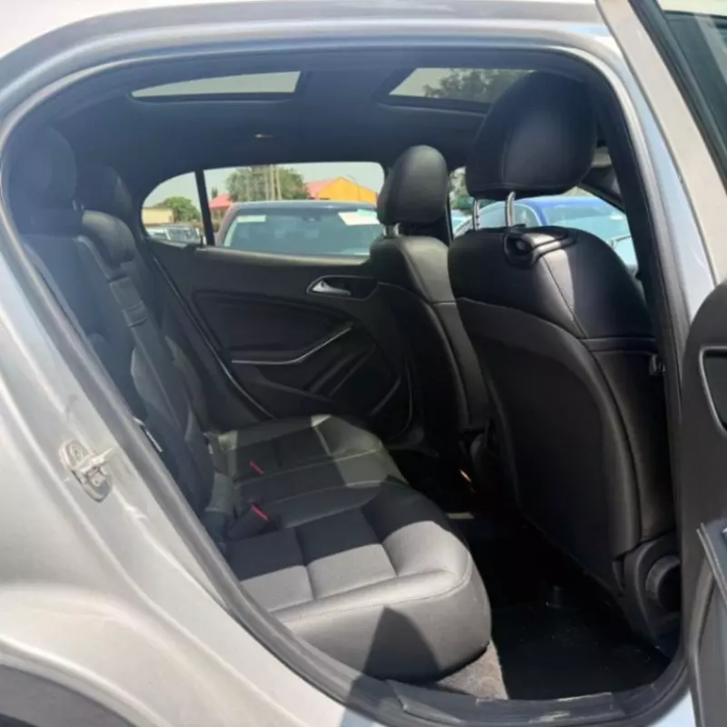 Mercedes-Benz GLA-Class   - 2016