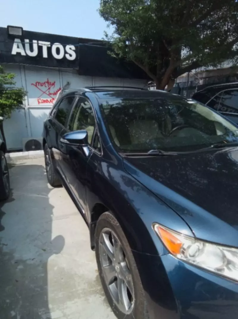 Toyota Venza   - 2013