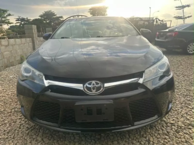 TOYOTA Camry   - 2017